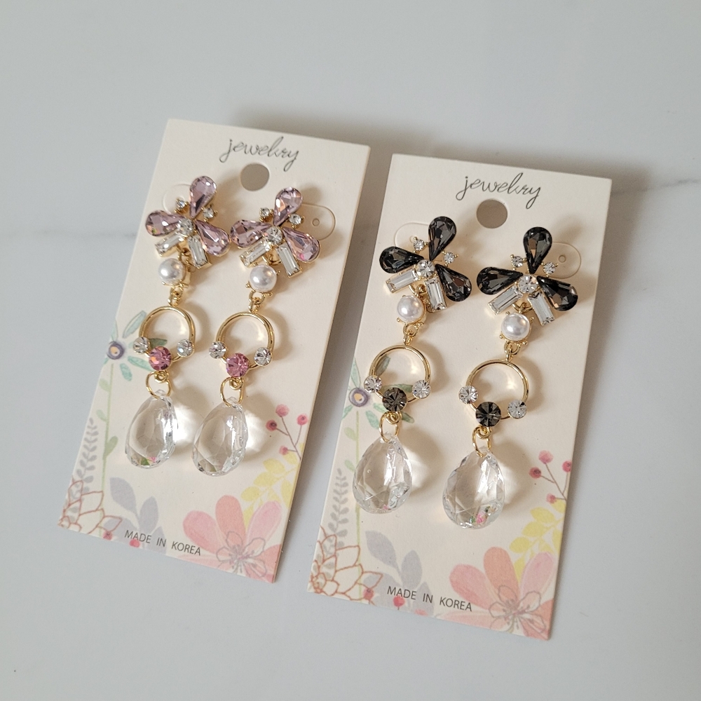 ⚡️BOGO 50% Off⚡️ Flower drop earrings